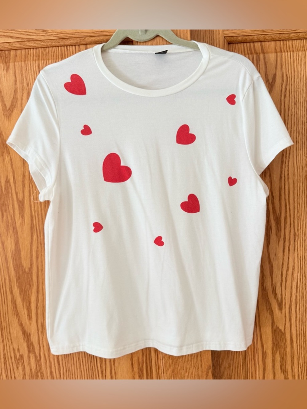 SHEIN White Tee with Scattered Red Heart Motif